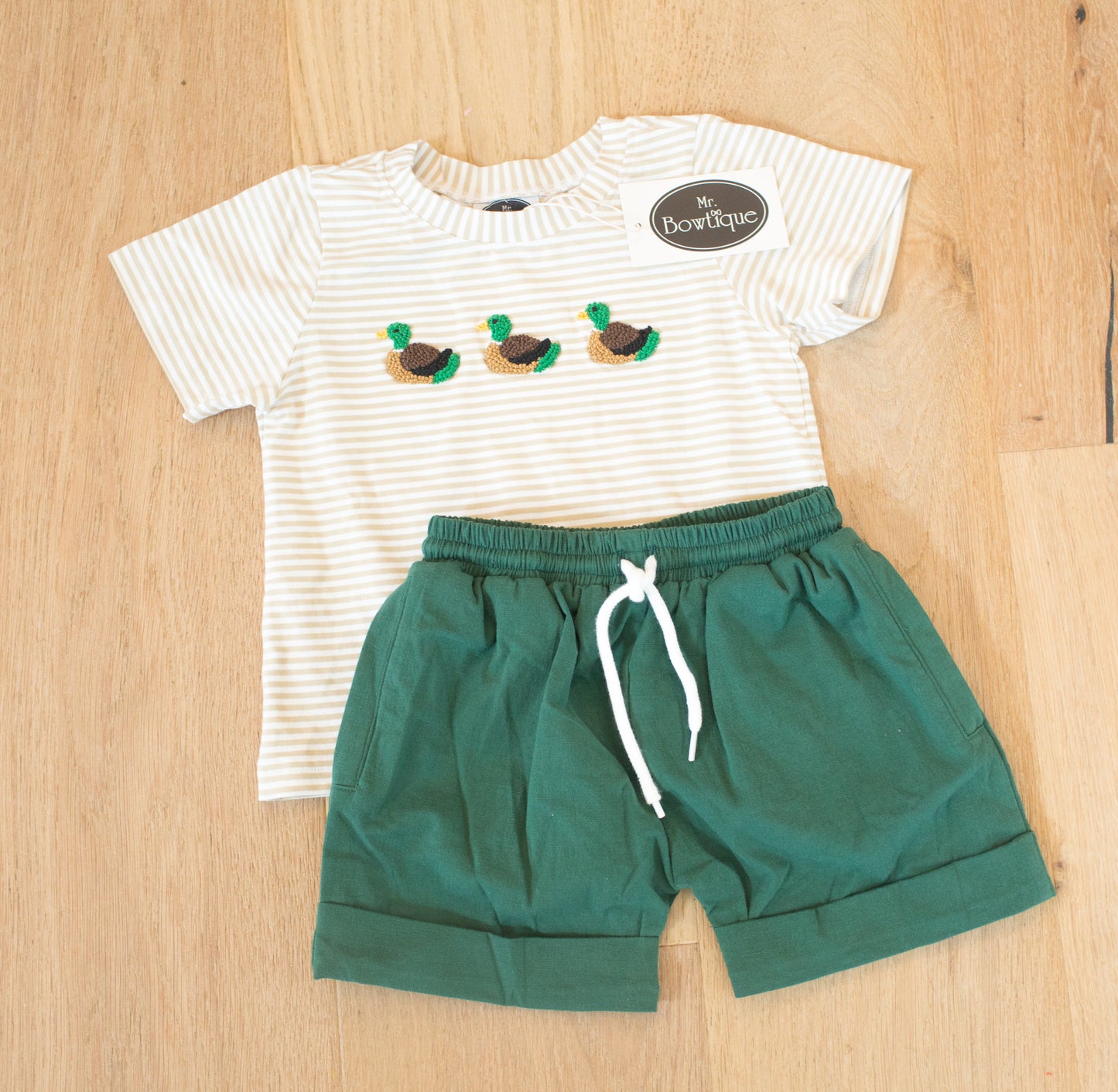 French Knot Duck Linen Short Set