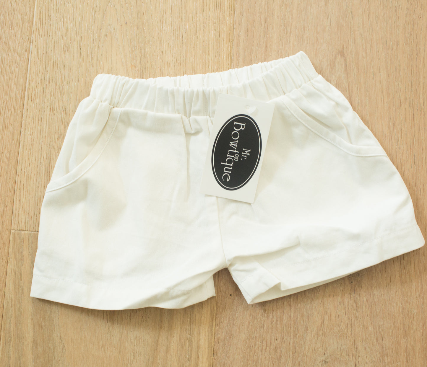 Pull-on Shorts white